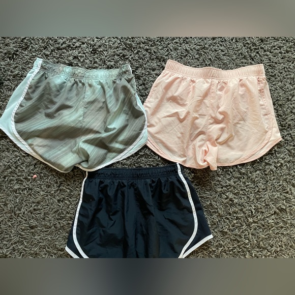 Nike Tempo Shorts Bundle - Picture 2 of 3